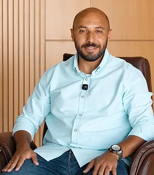 Dr. Ehab Tharwat